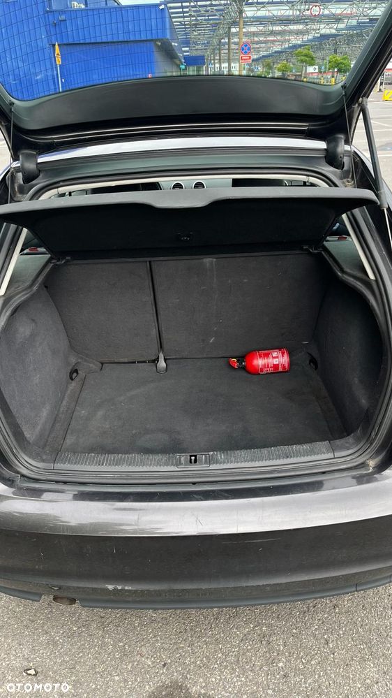 Audi A3 Sportback 1.6 TDI DPF Attraction - 11