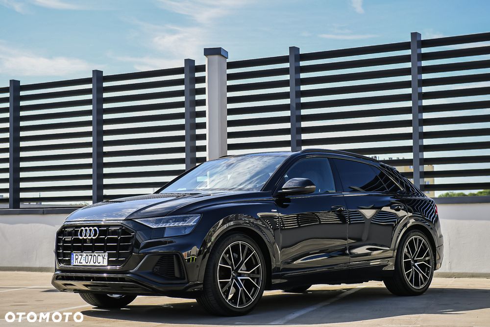 Audi Q8 - 9
