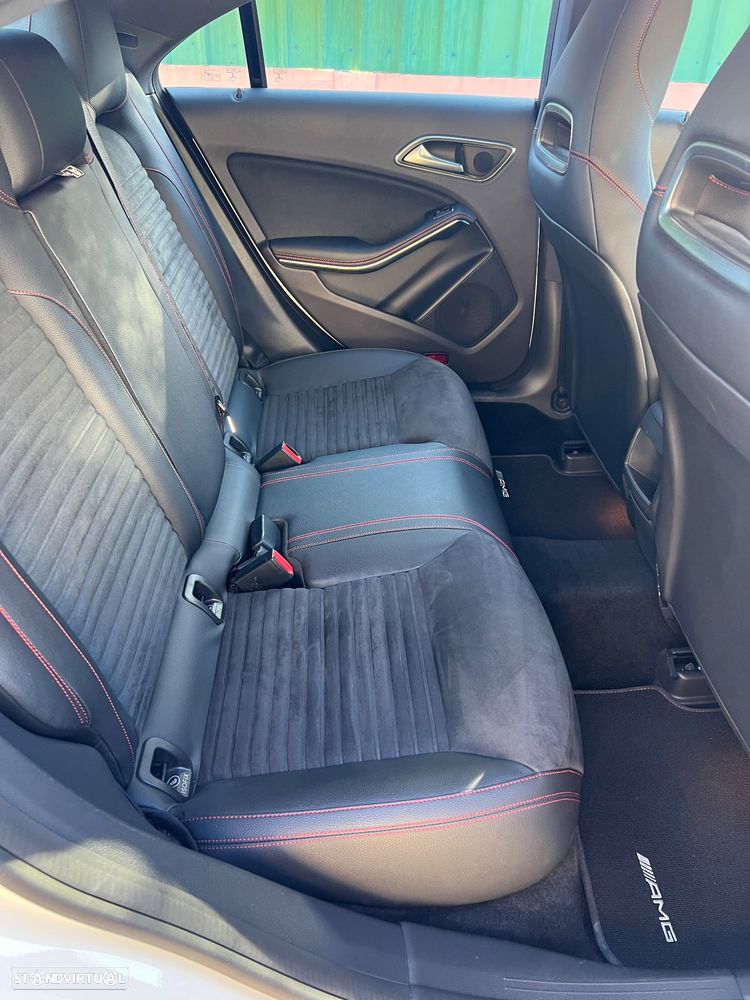 Mercedes-Benz CLA 200 - 18