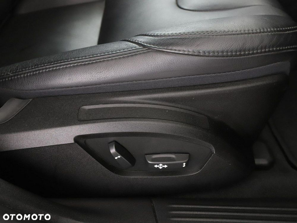 Volvo V40 D2 Geartronic Inscription - 36