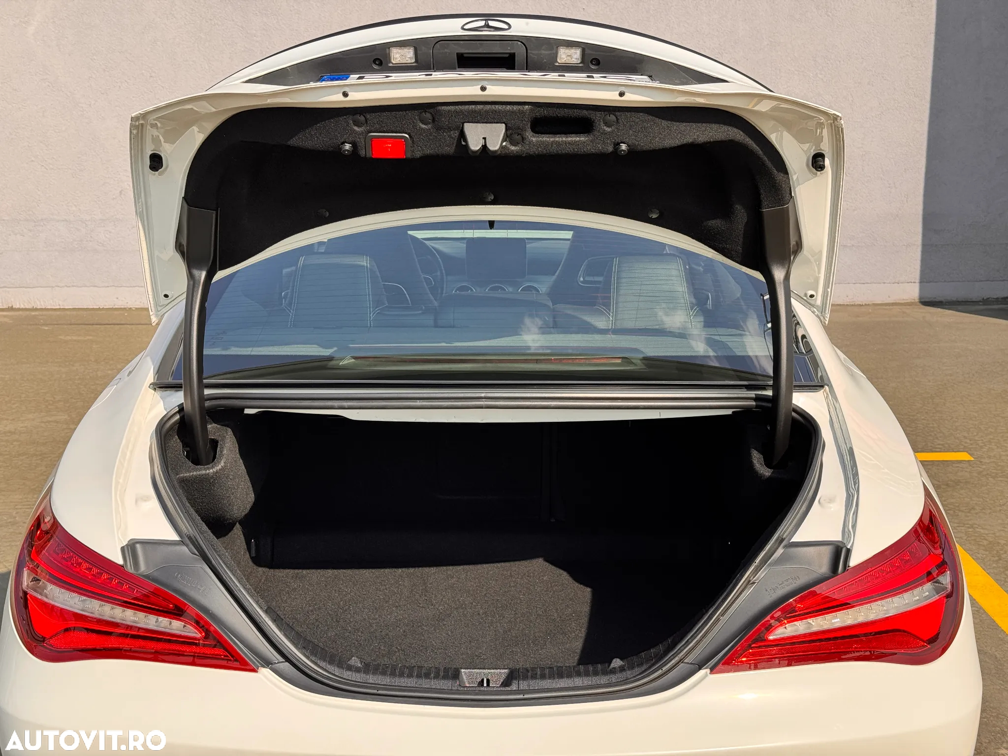 Mercedes-Benz CLA - 28