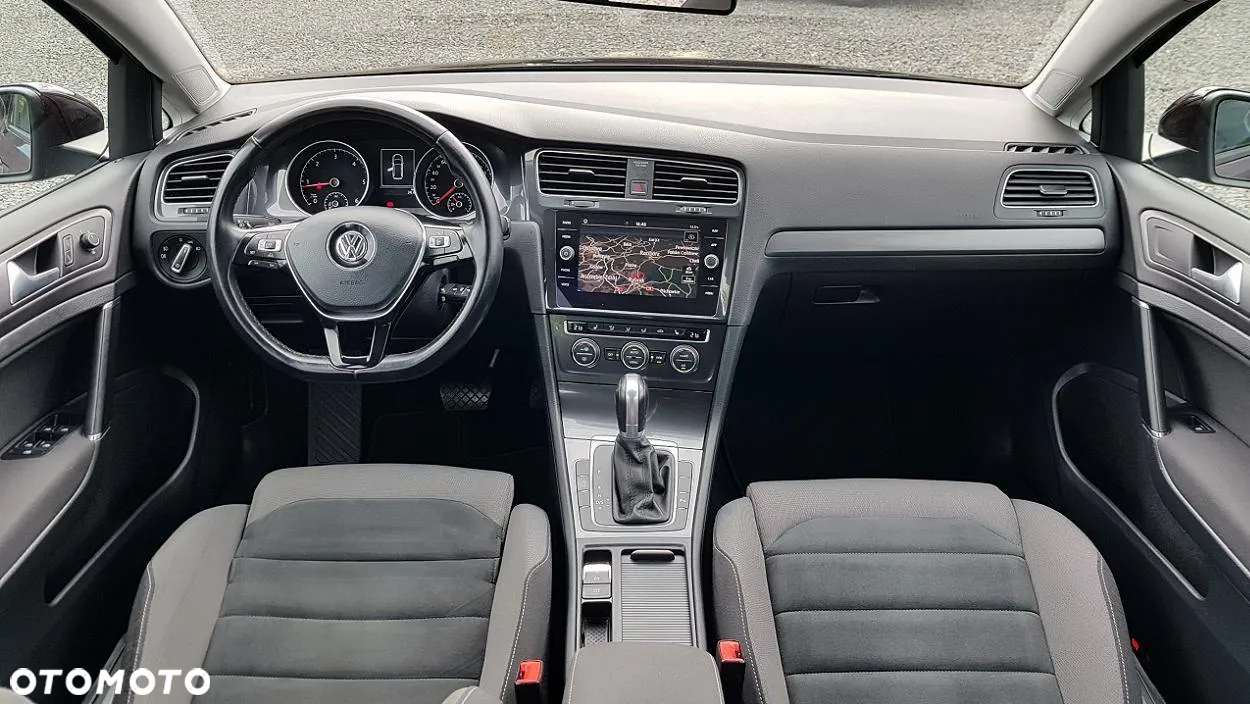Volkswagen Golf 2.0 TDI BlueMotion Technology DSG Edition - 16