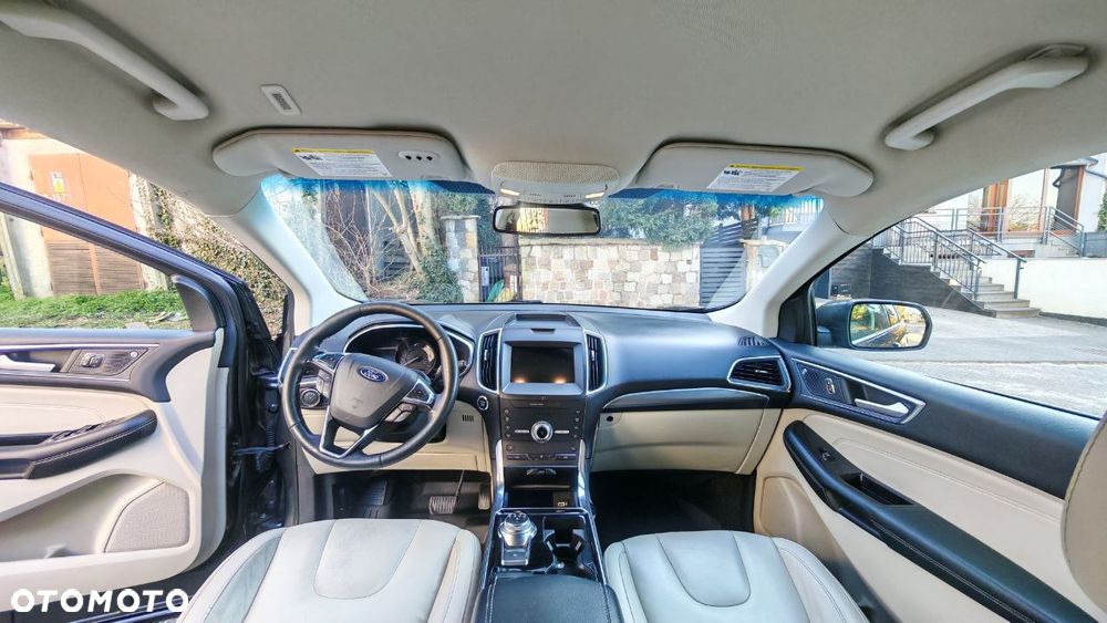 Ford Edge - 12