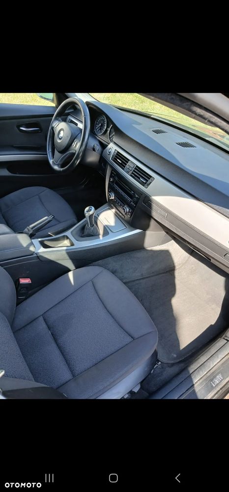 BMW Seria 3 320d - 8