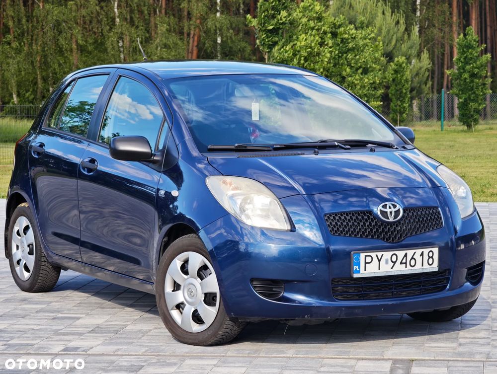Toyota Yaris 1.3 Sol - 8