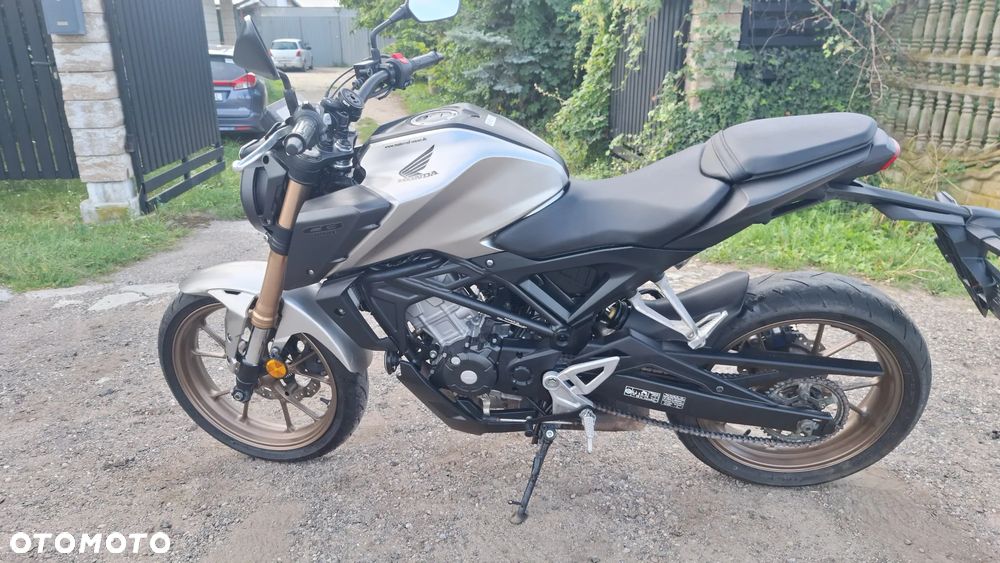 Honda CB - 24
