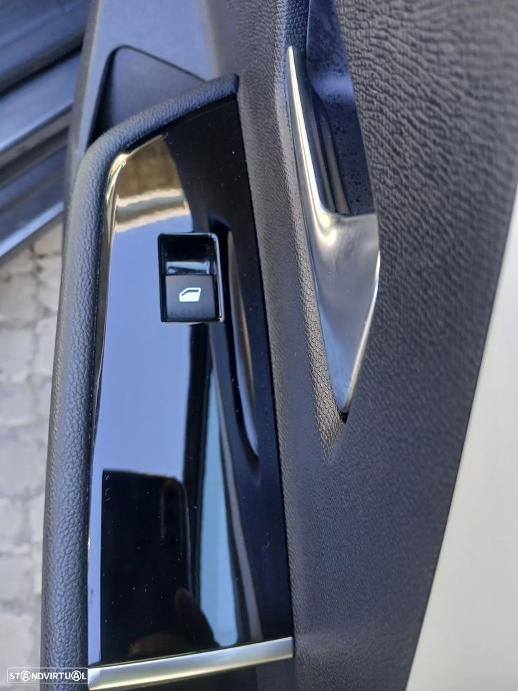 Opel Astra 1.6 T PHEV Elegance - 18