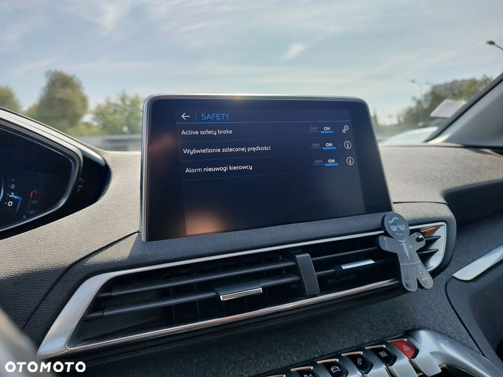 Peugeot 3008 1.2 PureTech Allure - 13