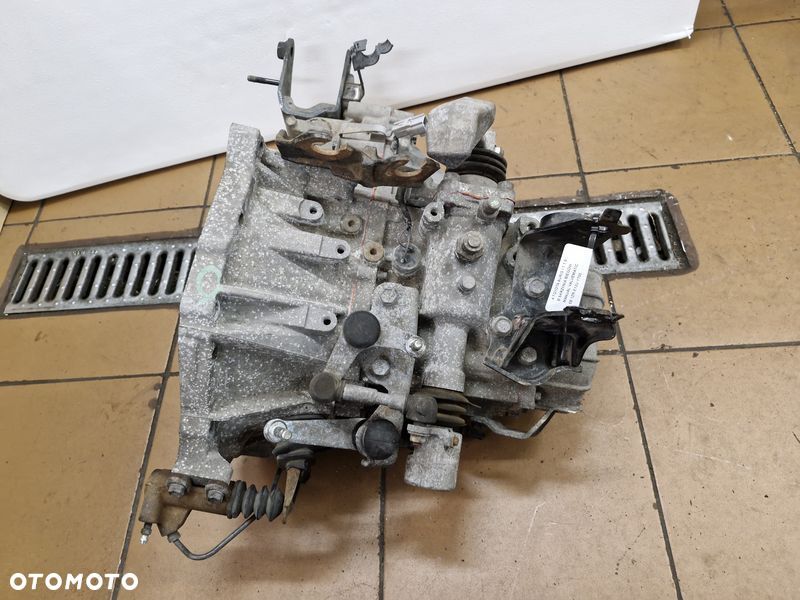 toyota auris 1 i 1.6 b skrzynia biegów manual valvematic 6b 1zr-e12u - 10