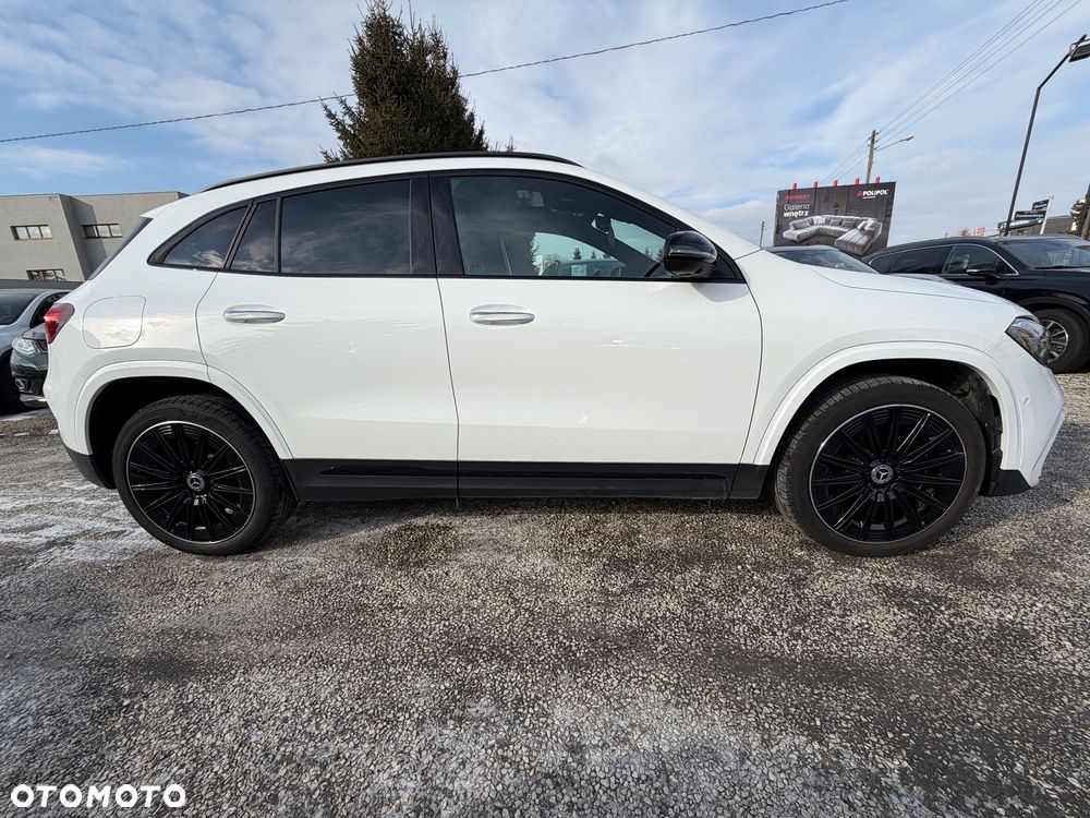 Mercedes-Benz GLA 250e AMG Line - 30