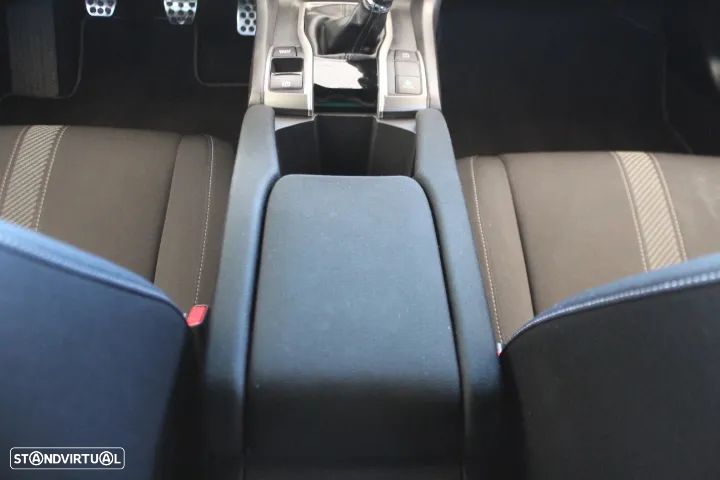 Honda Civic 1.6 i-DTEC Elegance Navi - 40