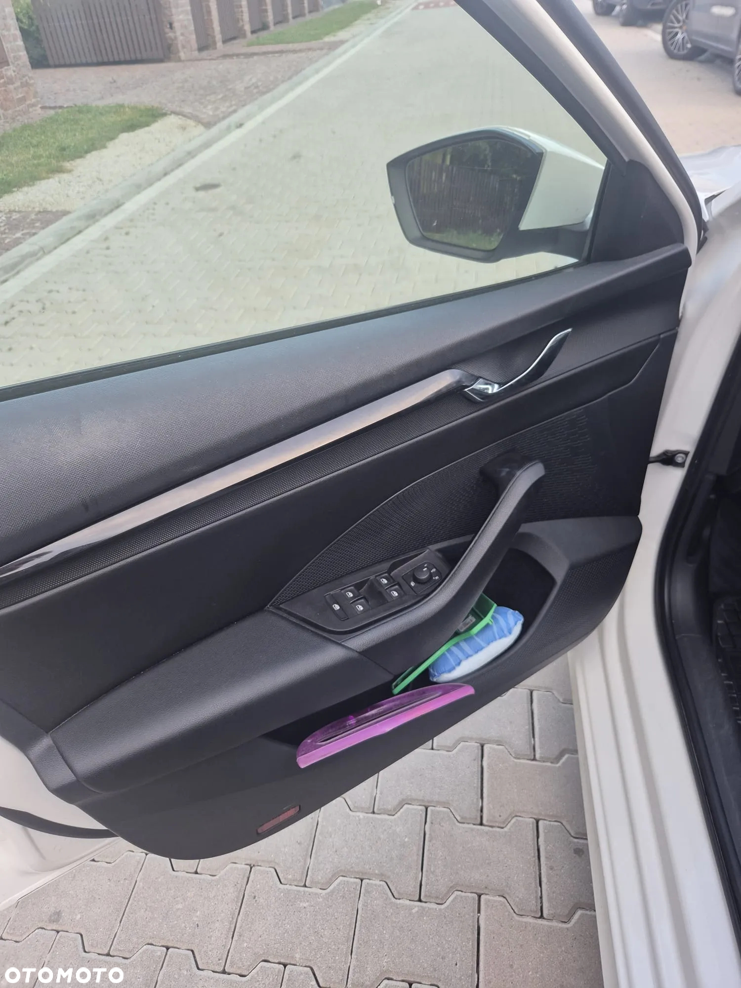 Skoda Octavia 2.0 TDI Ambition DSG - 23