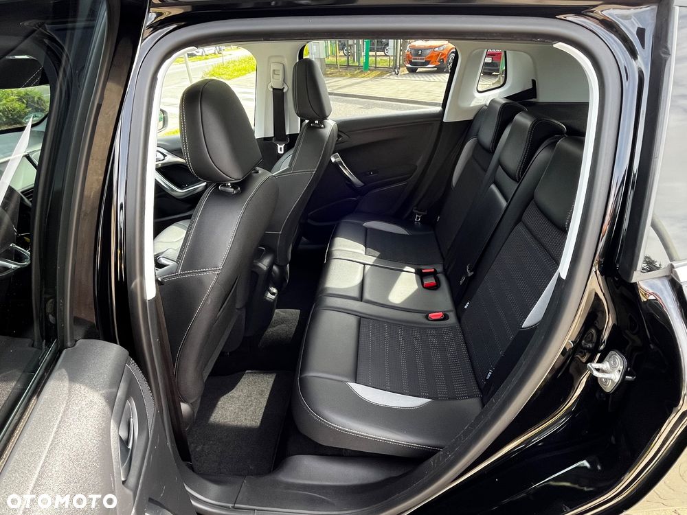 Peugeot 2008 BlueHDi FAP 120 STOP & START Allure - 23