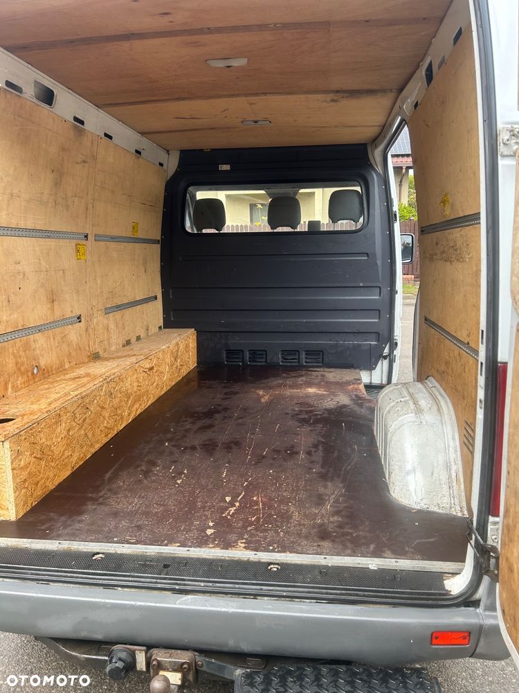 Mercedes-Benz Sprinter 208 - 23