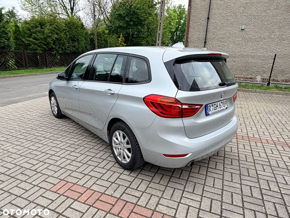 BMW Seria 2 218i Advantage - 4