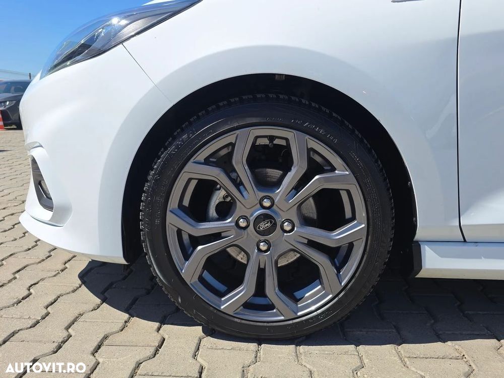 Ford Fiesta - 7