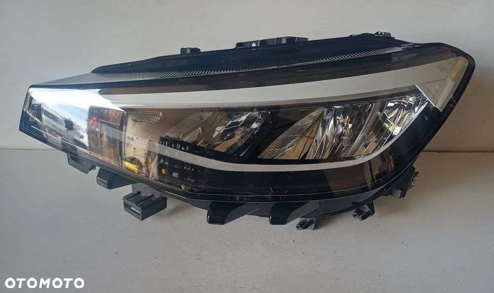 lampa lewy przod vw id.4 id4 full led europa - 1
