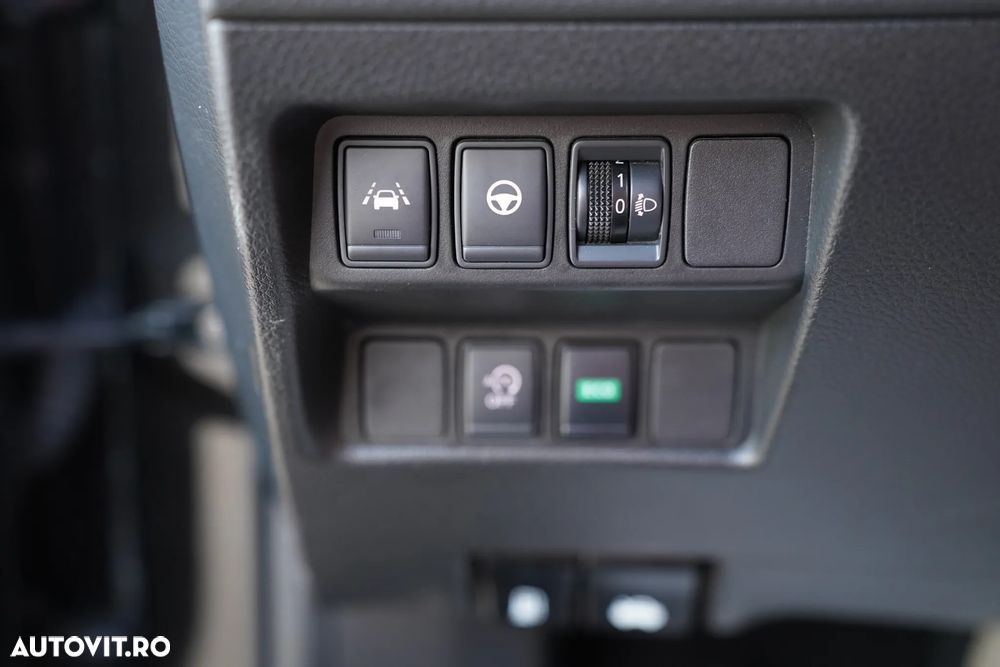 Nissan Qashqai 1.3 157CP 2WD DCT N-Connecta - 19
