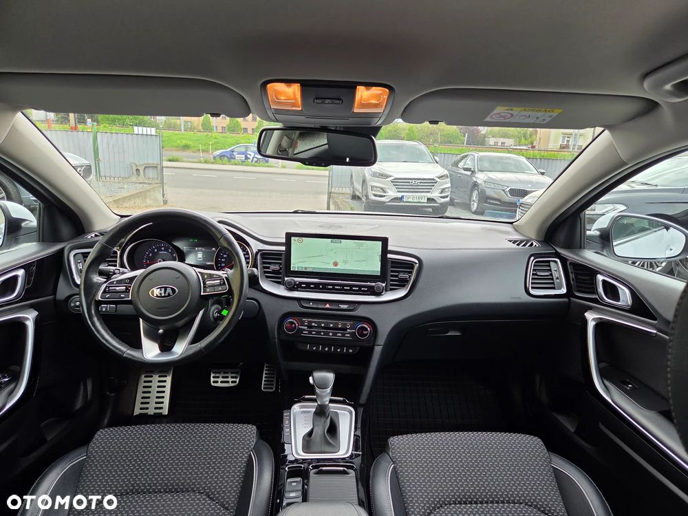 Kia Ceed 1.5 T-GDI L Business Line Plus DCT - 12