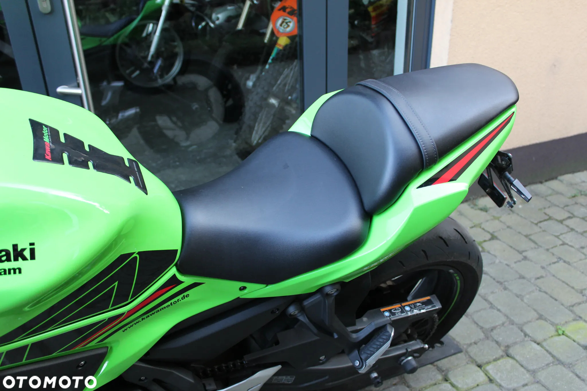 Kawasaki Ninja - 8
