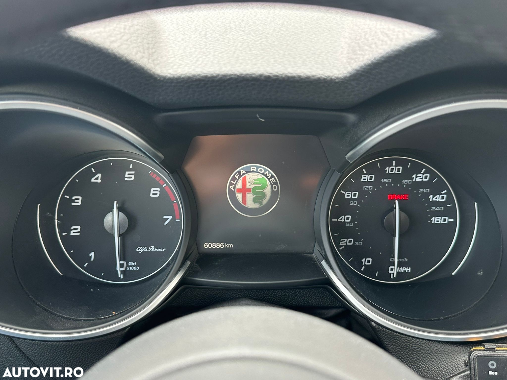 Alfa Romeo Stelvio - 10