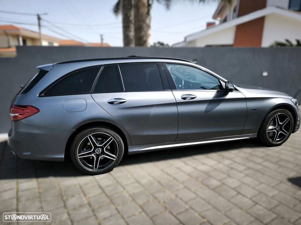 Mercedes-Benz C 300 de AMG Line - 12