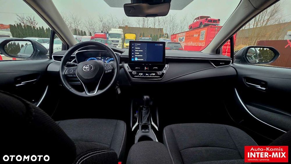 Toyota Corolla - 28