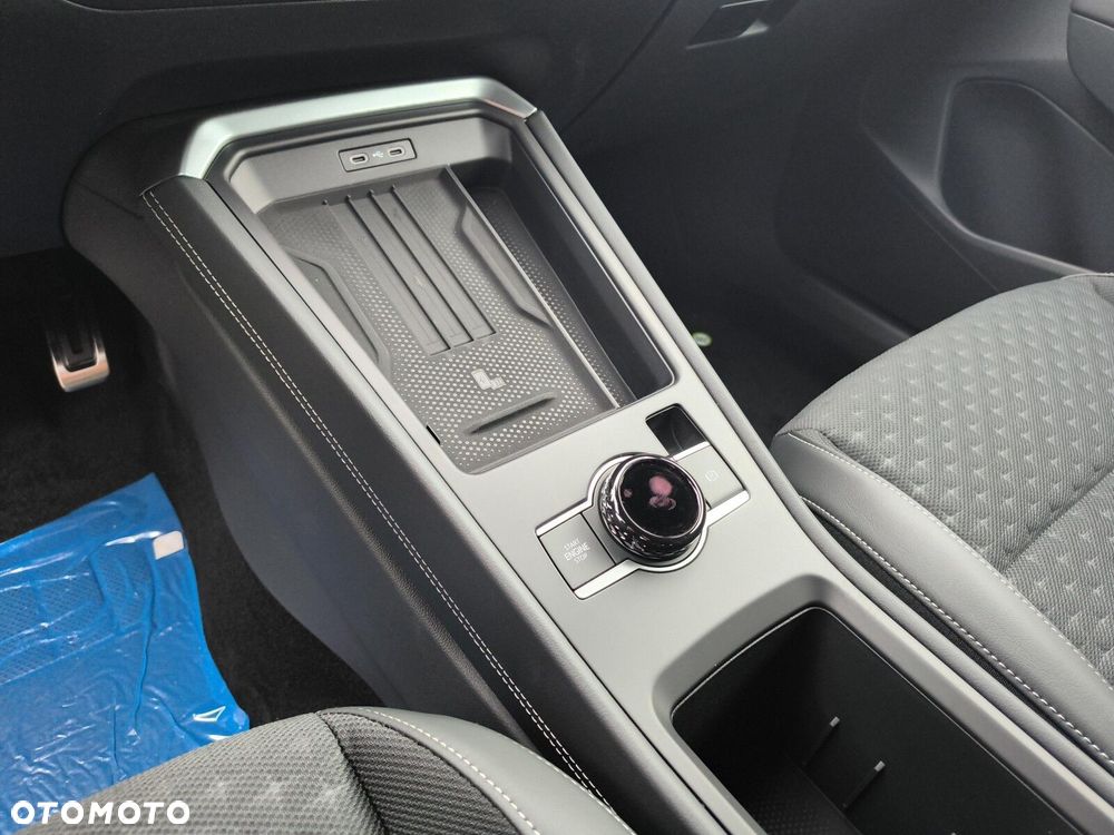 Volkswagen T-Roc 1.5 eTSI R-Line DSG - 17