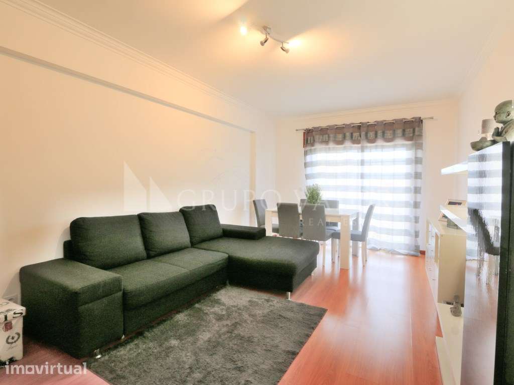Apartamento T2 com Arrecadação, Rinchoa - Rio de Mouro - Grande imagem: 2/27