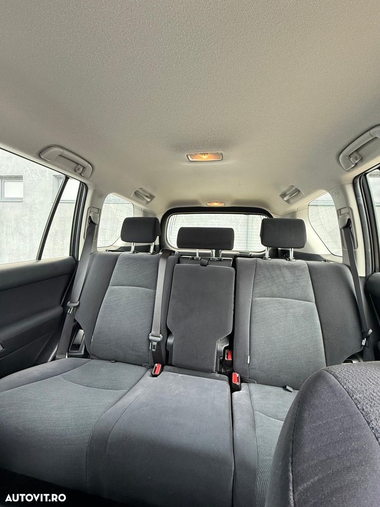 Toyota Land Cruiser 2.8l Turbo D-4D A/T 5 locuri Active - 5