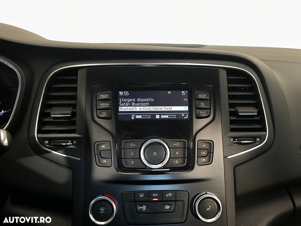 Renault Megane TCe 140 GPF Zen - 13