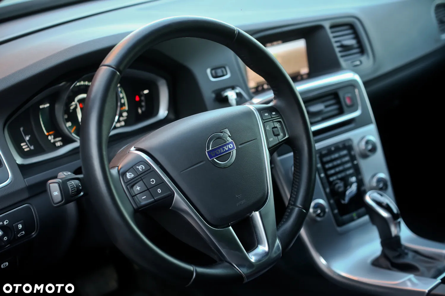 Volvo V60 Cross Country D3 Geartronic - 29
