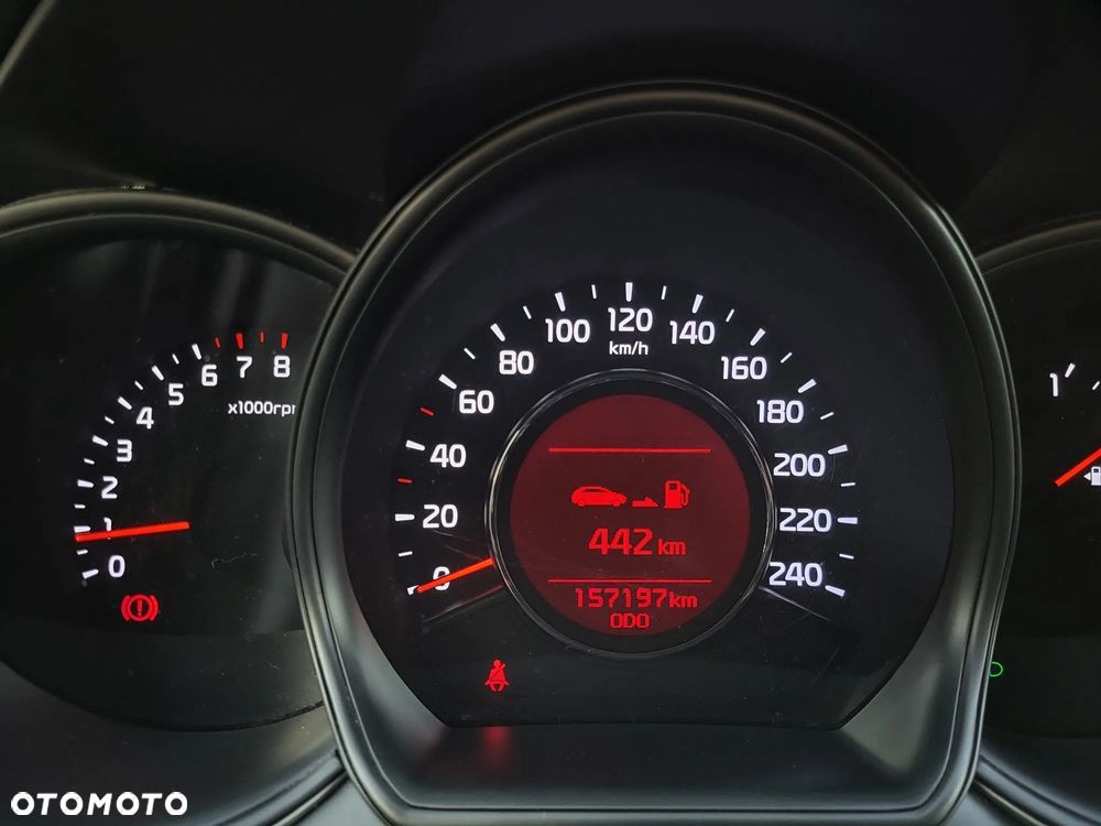 Kia Ceed - 21