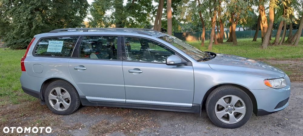 Volvo V70 2.0 Kinetic - 3