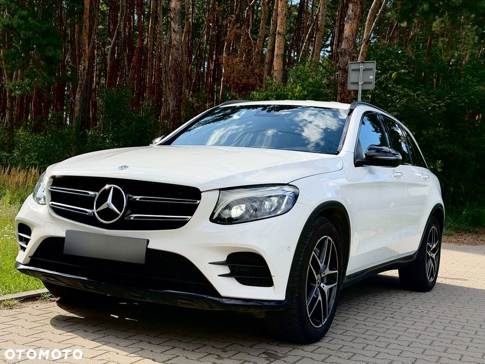 Mercedes-Benz GLC - 12