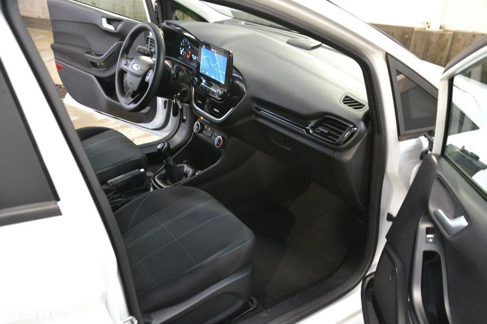 Ford Fiesta - 22