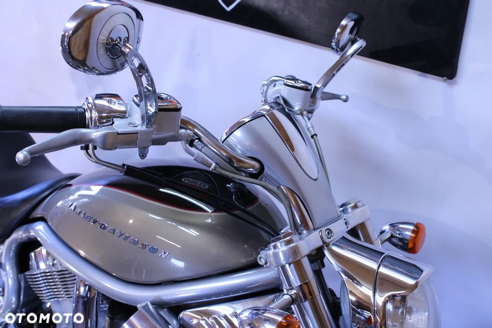 Harley-Davidson V-Rod Street Rod - 13