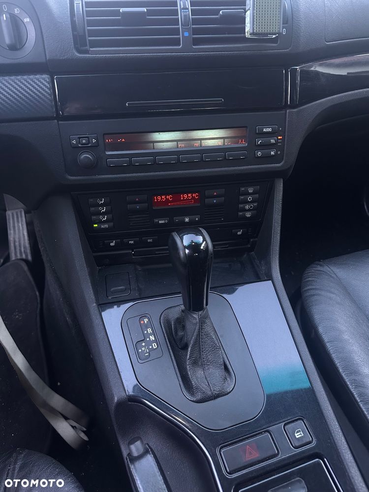BMW Seria 5 - 16