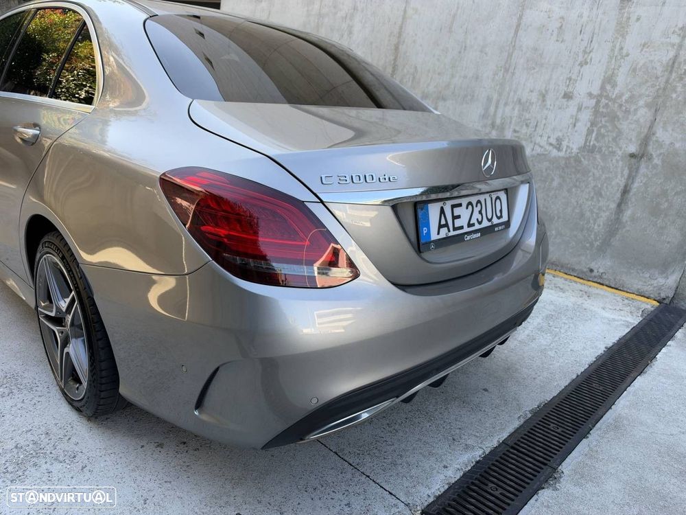 Mercedes-Benz C 300 de AMG Line - 17