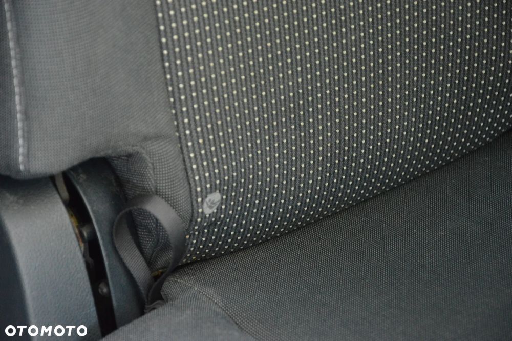 Ford Grand C-MAX - 37