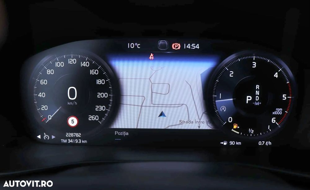 Volvo XC 40 D3 AWD Momentum - 29