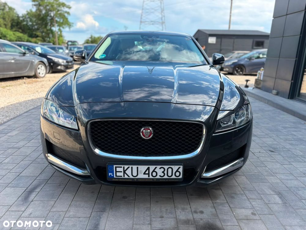 Jaguar XF E-Performance Prestige - 2