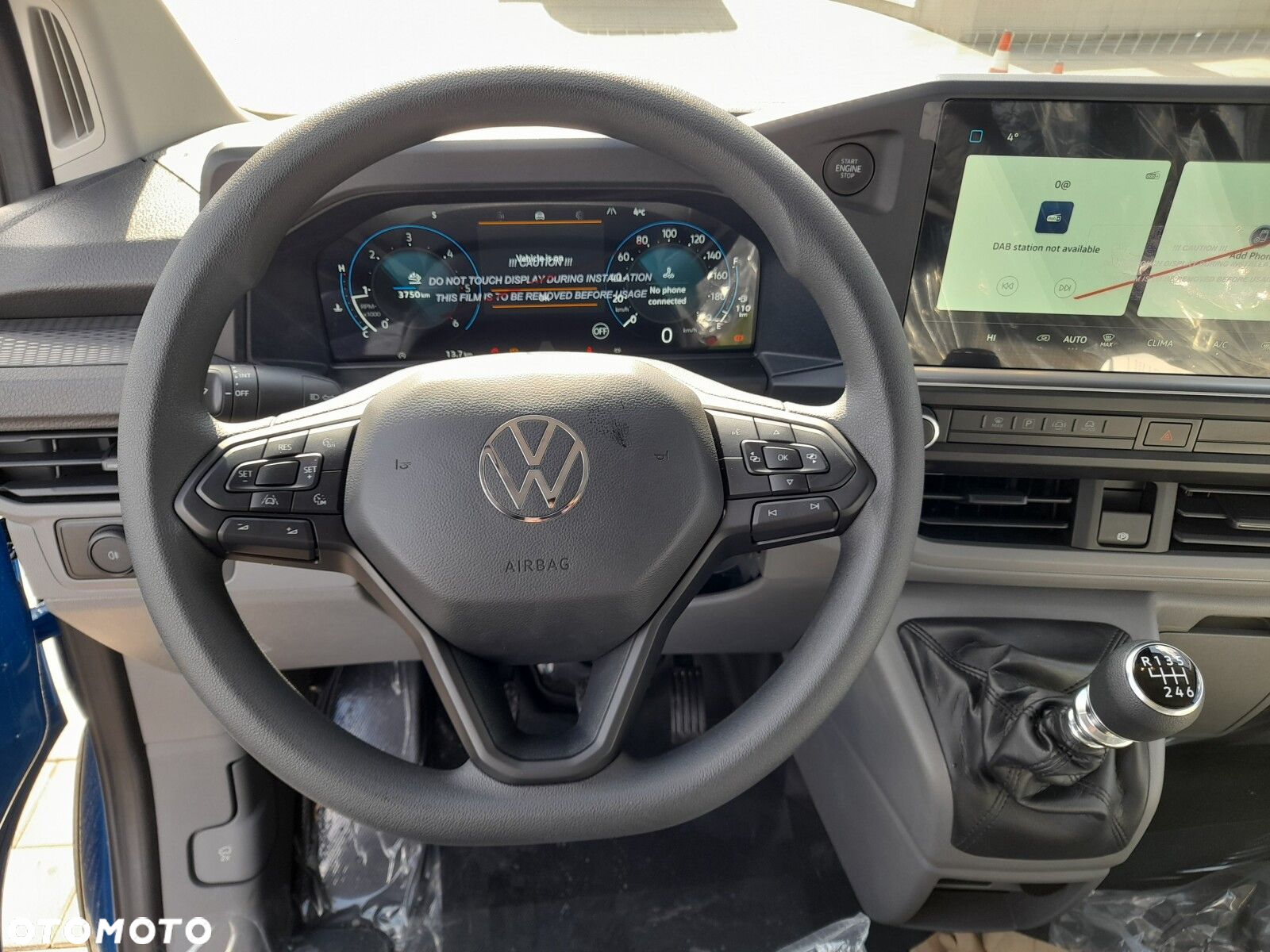 Volkswagen Transporter Transporter Furgon 2.0 TDI 150 KM skrzynia biegów: 6M rozstaw osi: 3500 mm - 6