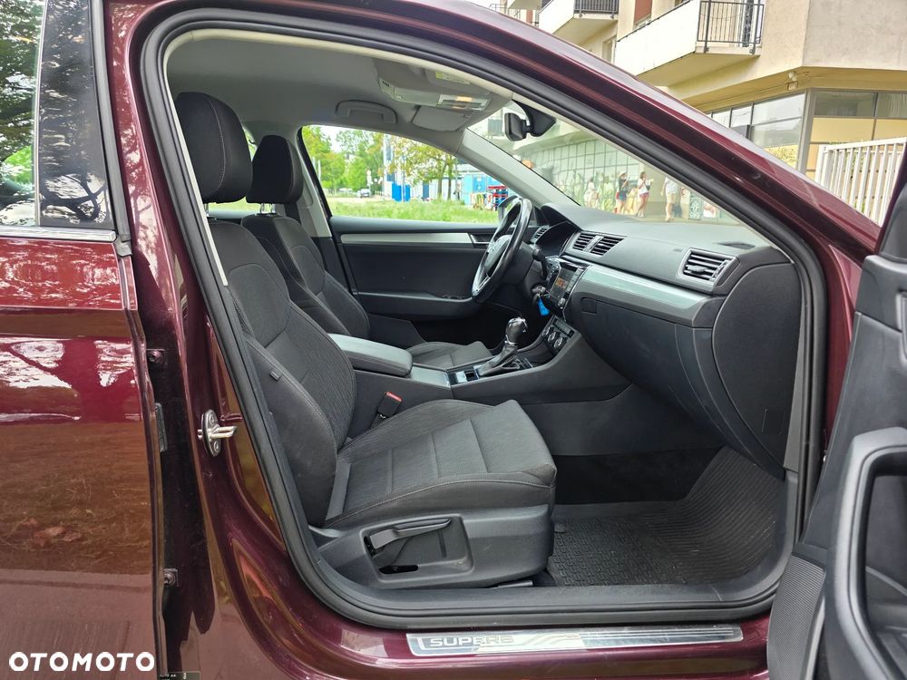 Skoda Superb - 33