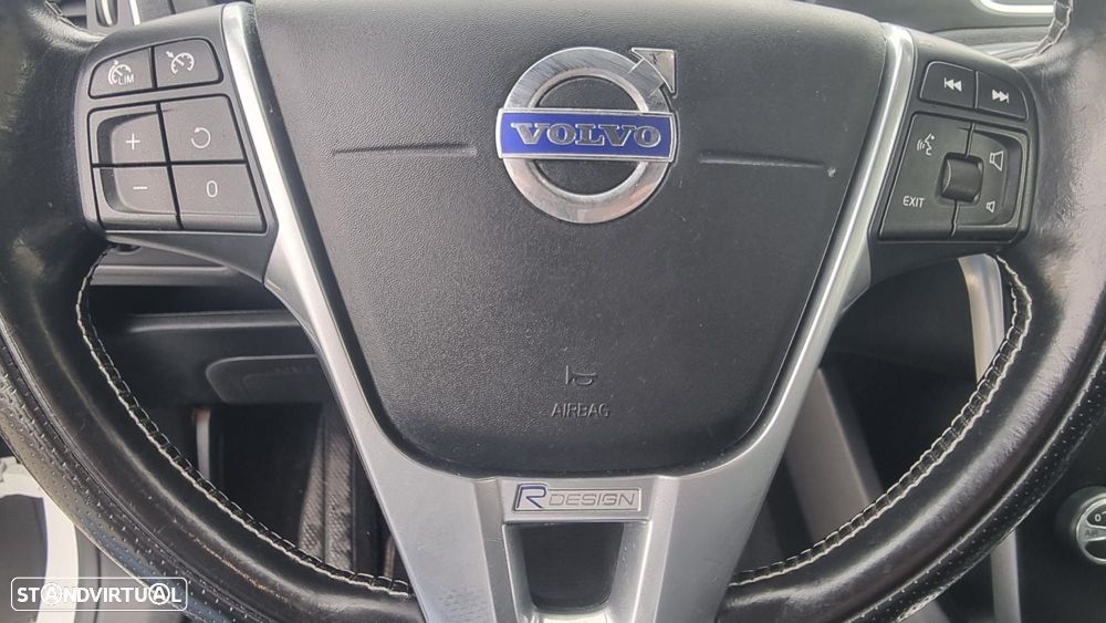 Volvo V40 2.0 D2 R-Design - 17