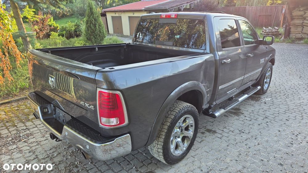 Dodge RAM 5.7 4x4 - 8