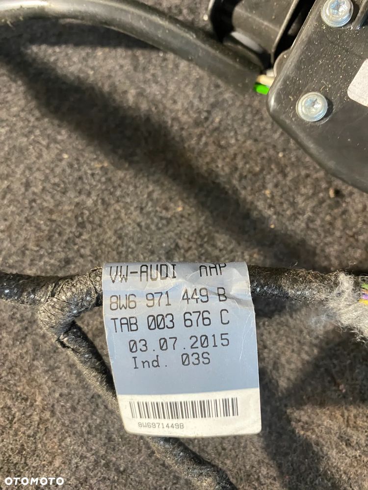 AUDI A5 8W podajnik pasa bezpieczeństwa 8W6857759 8W6857760 - 10