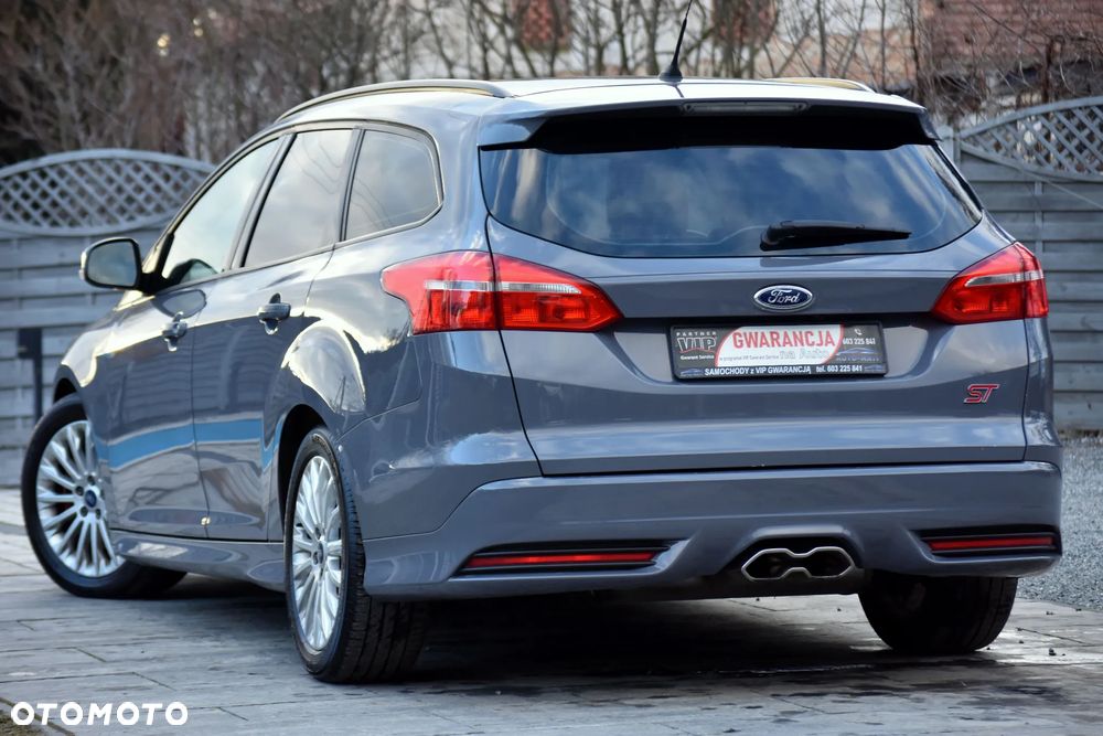 Ford Focus 2.0 TDCi ST - 16