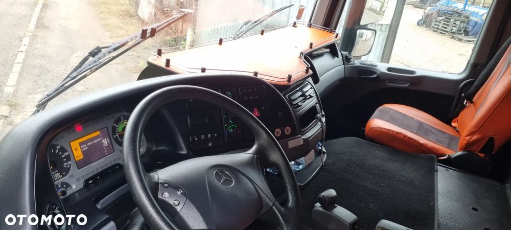 Mercedes-Benz ACTROS - 7