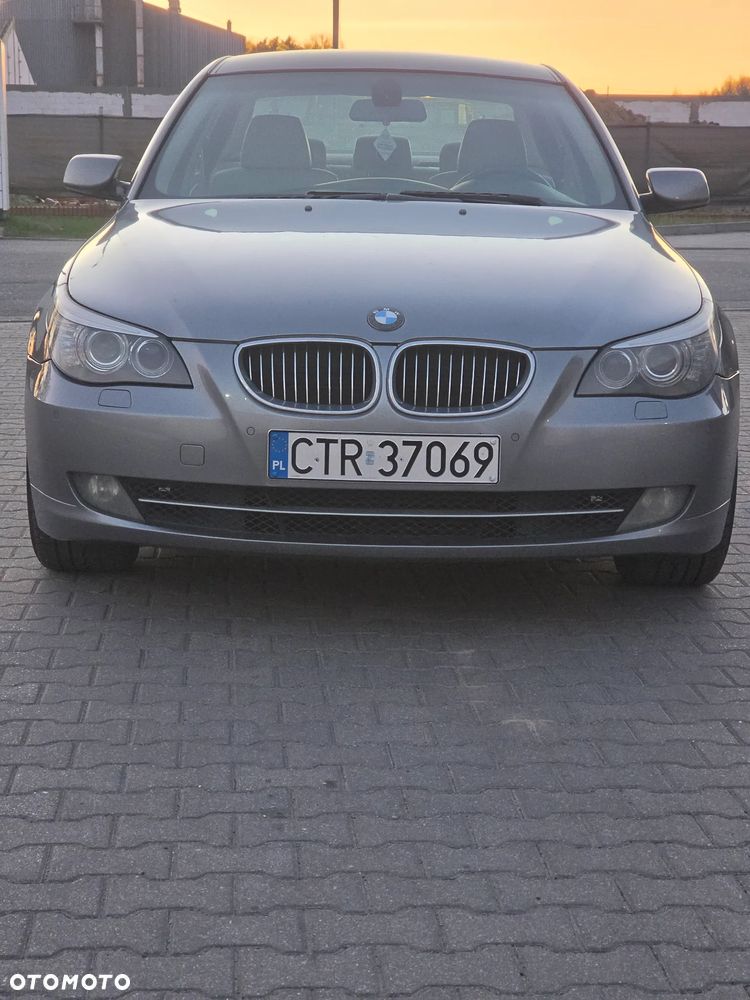 BMW Seria 5 525d - 2
